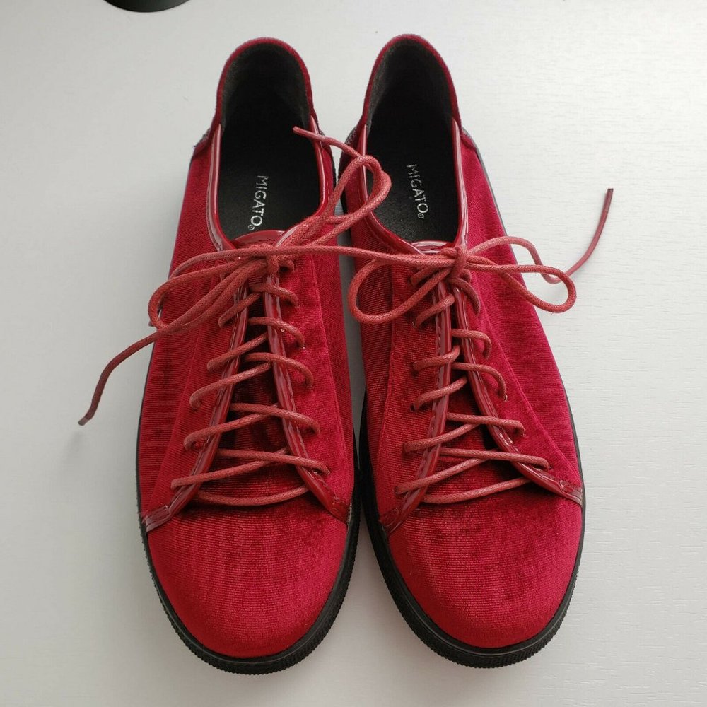 Migato Rare Burgandy Velvet Emoji Heel Sneaker - Picture 3 of 8